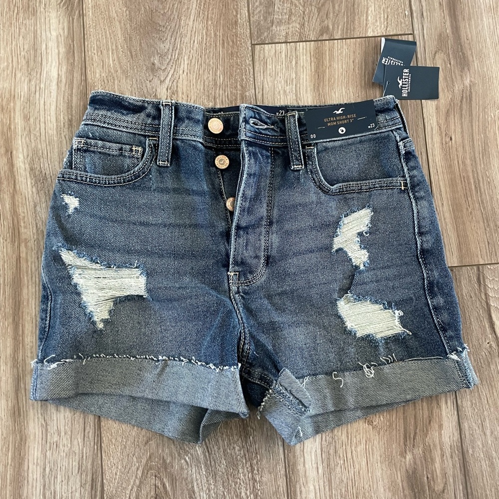 Hollister mom shorts